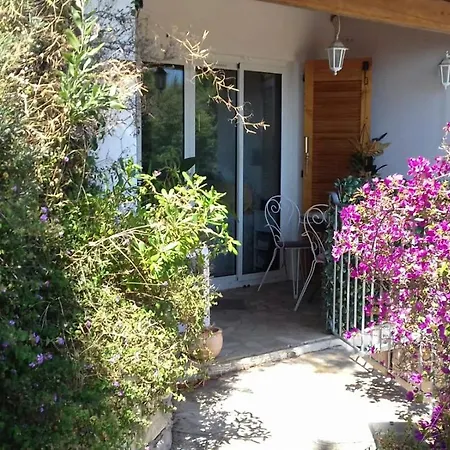 Vendu Pas Dispo * Le Rayol-Canadel-sur-Mer